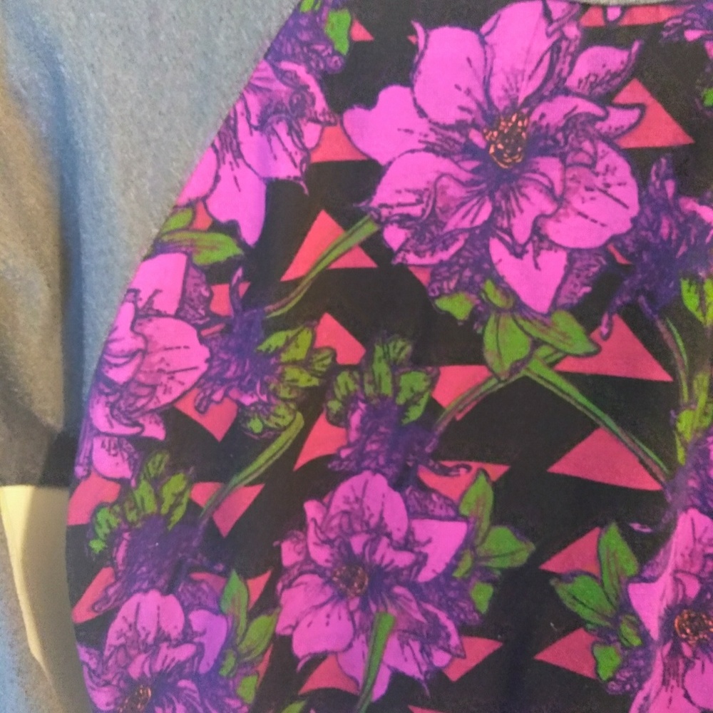 lulaRoe - Picture 5 of 5